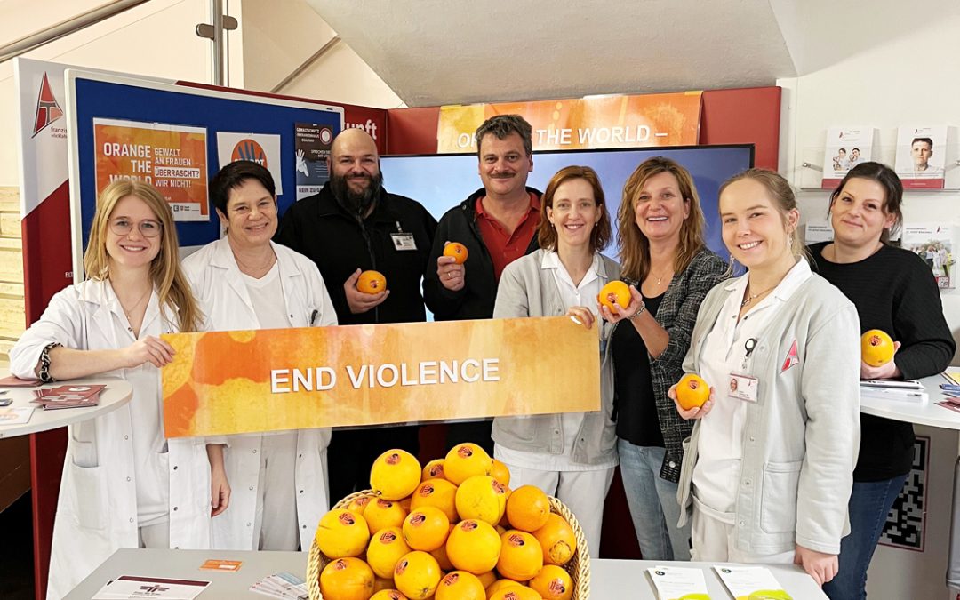 „Orange the World 2024“ – Krankenhaus Braunau setzt ein Zeichen gegen Gewalt an Frauen