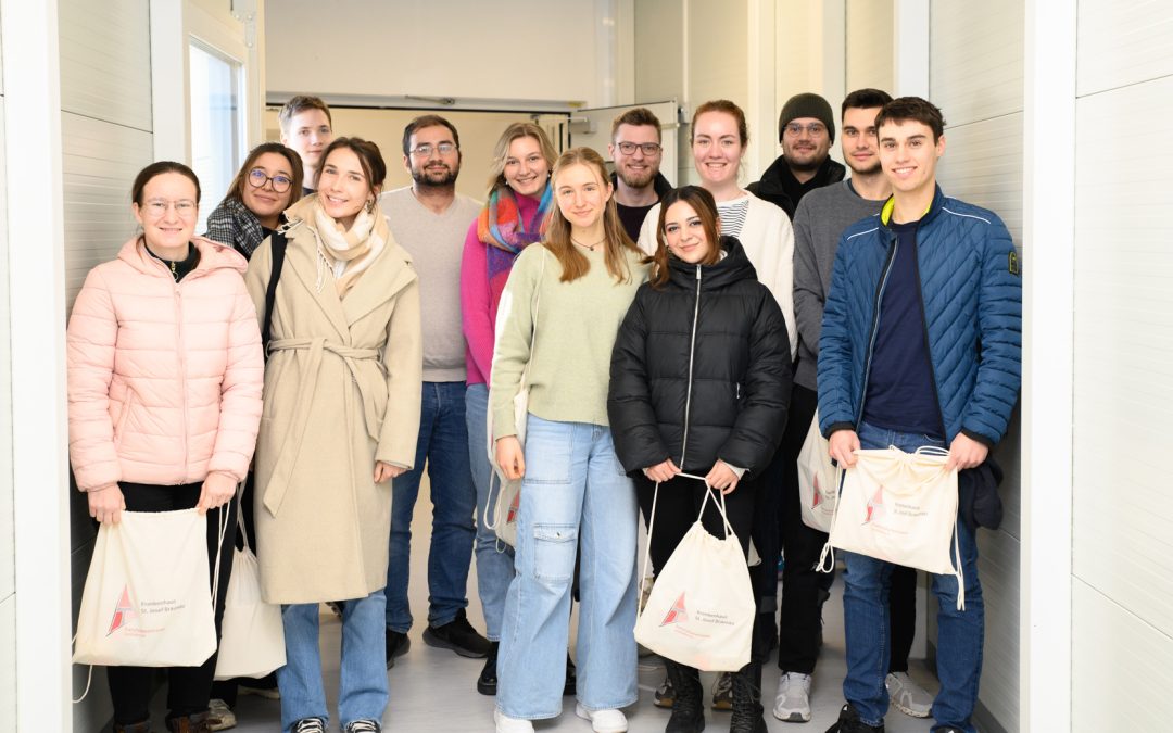 Krankenhaus Braunau: Wintercamp für angehende Medizinerinnen und Mediziner